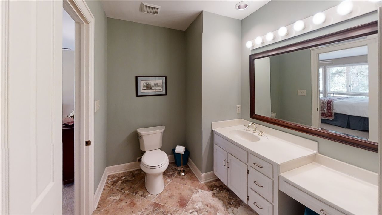5301 Springfield Drive Raleigh, NC 27609 - Photo 26 of 30 Bathroom