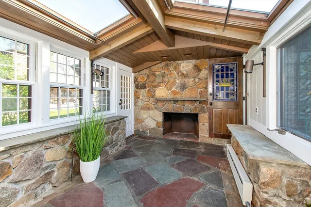 $30,000 | 19 Hobart Lane, Cohasset, MA 02025