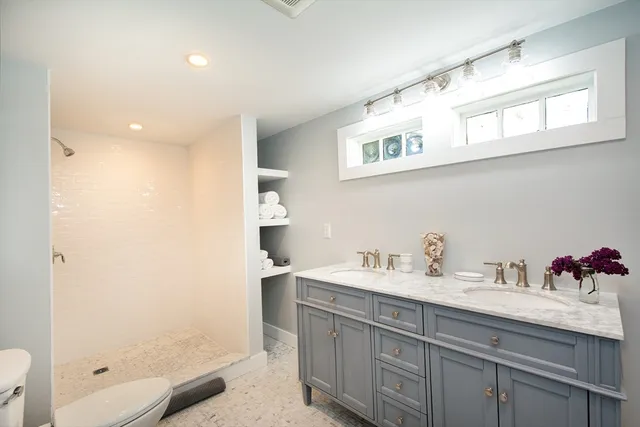 $30,000 | 19 Hobart Lane, Cohasset, MA 02025