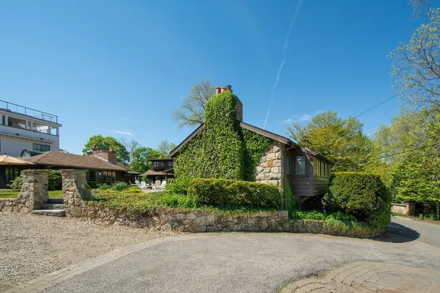 $30,000 | 19 Hobart Lane, Cohasset, MA 02025