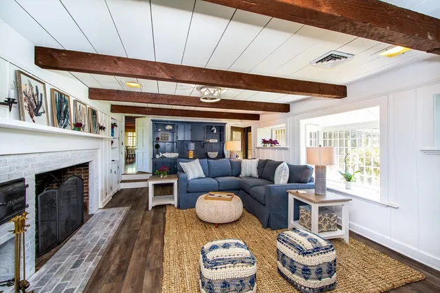 $30,000 | 19 Hobart Lane, Cohasset, MA 02025