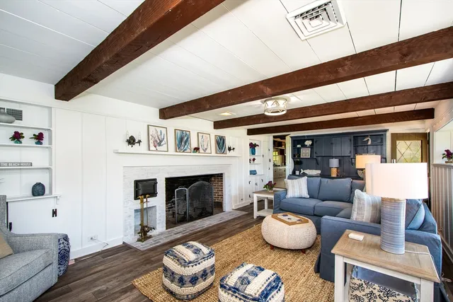 $30,000 | 19 Hobart Lane, Cohasset, MA 02025