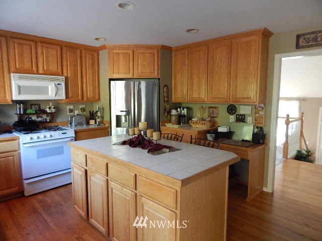 20107 27th Avenue Southeast Bothell, WA 98012 - Photo 5 of 14