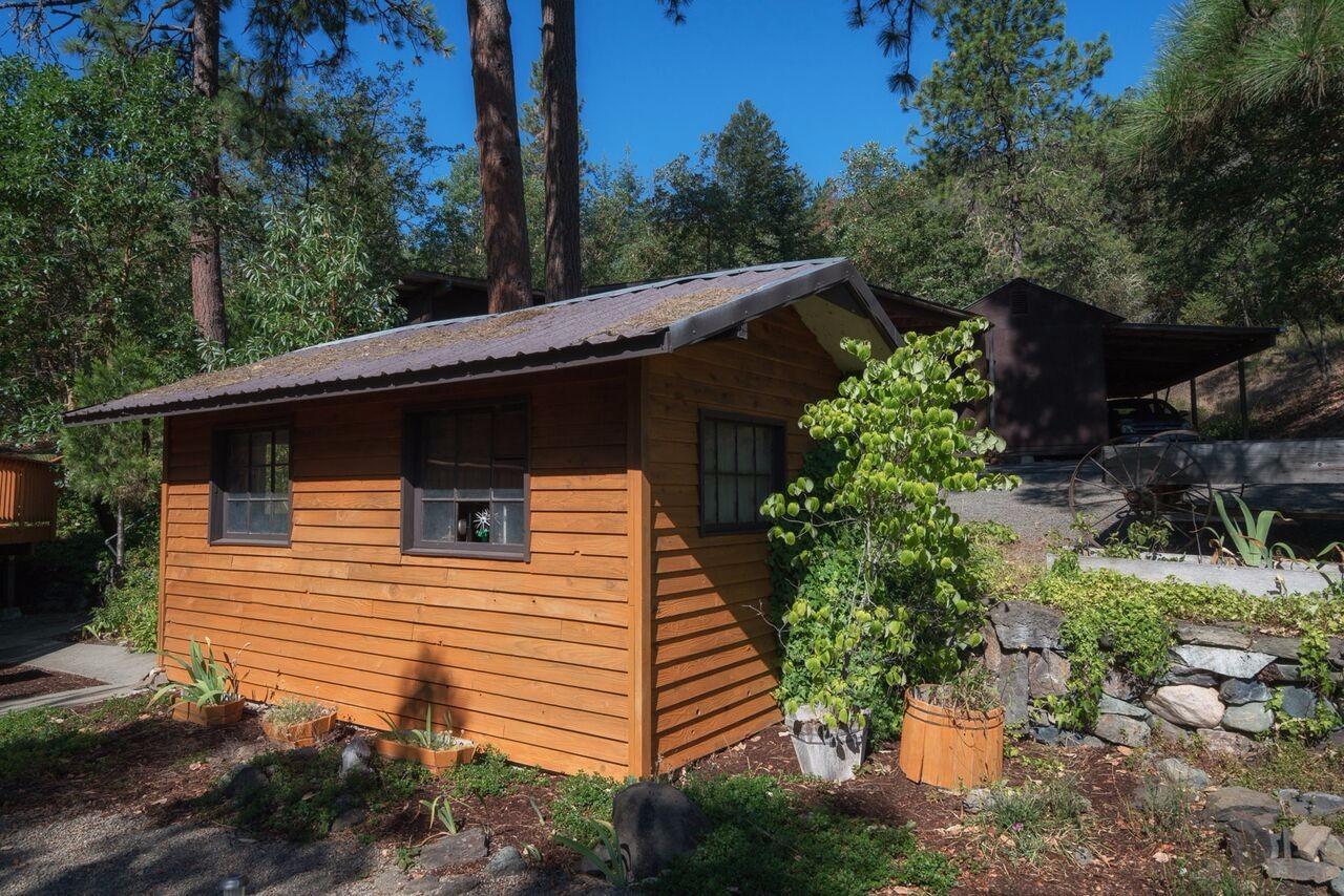 6556 Coleman Creek Road Medford, OR 97501 - Photo 18 of 23 Additional Photo