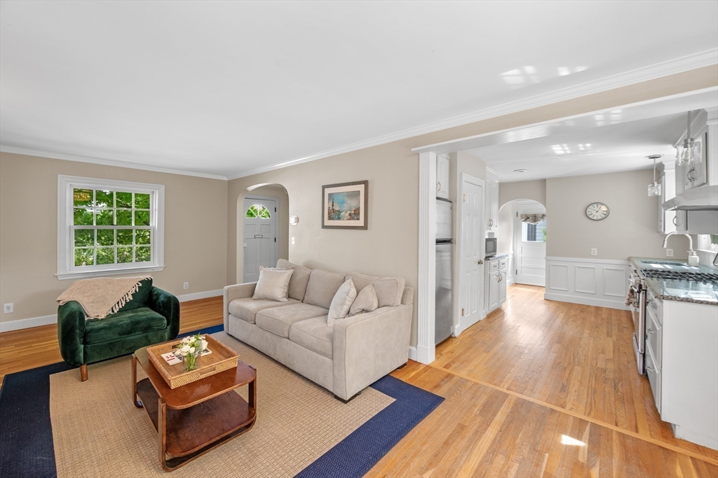 77 Shelton Road Swampscott, MA 01907 - Photo 10 of 40