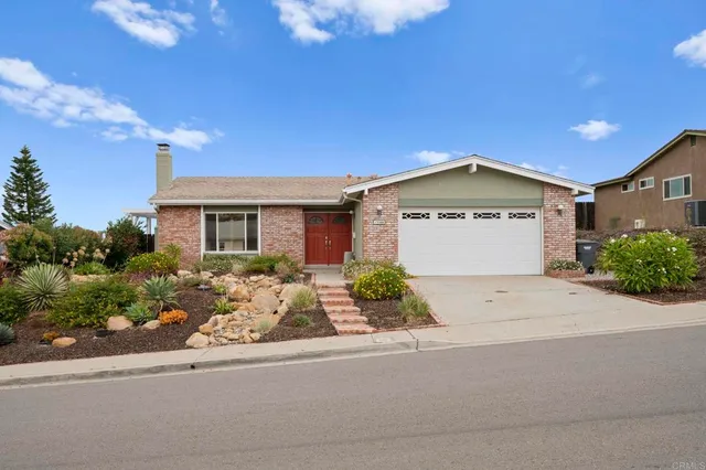 $799,000 | 13560 Avenida Del Charro, El Cajon, CA 92021