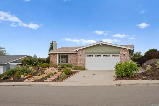 $799,000 | 13560 Avenida Del Charro, El Cajon, CA 92021