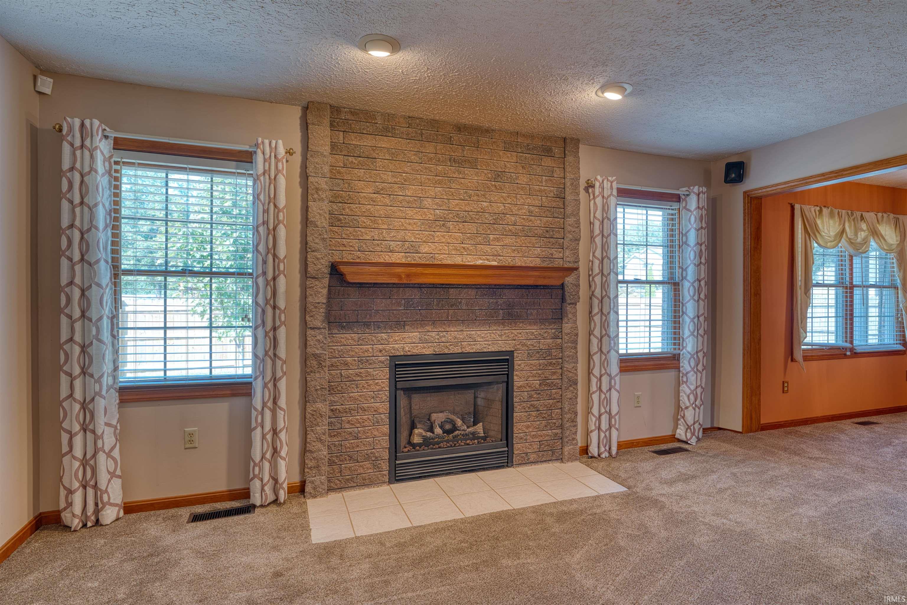 6655 Oak View Court Newburgh, IN 47630 - Photo 8 of 24