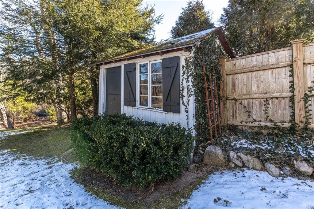 304 Dover Road Westwood, MA 02090 - Photo 30 of 42 Gallery Image 30
