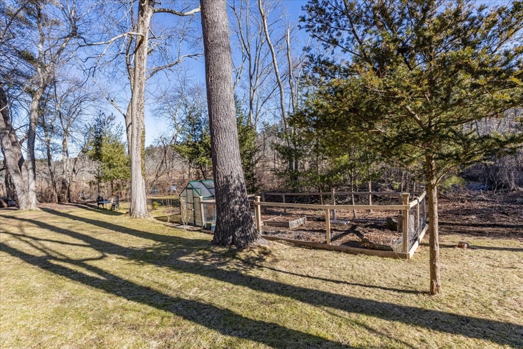 304 Dover Road Westwood, MA 02090 - Photo 32 of 42 Gallery Image 32