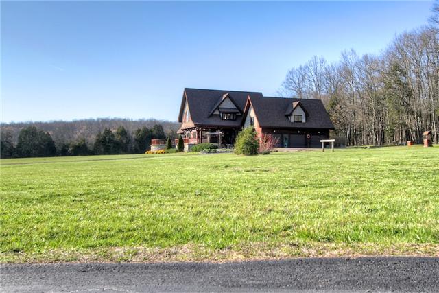 367 Burnt House Road Lebanon, TN 37090 - Photo 18 of 20 a house view with a garden space