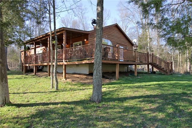 367 Burnt House Road Lebanon, TN 37090 - Photo 19 of 20 a view of a house with a yard
