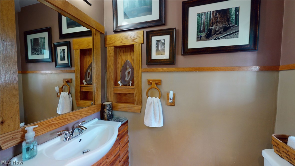 22875 Mastick Road Cleveland, OH 44126 - Photo 18 of 35