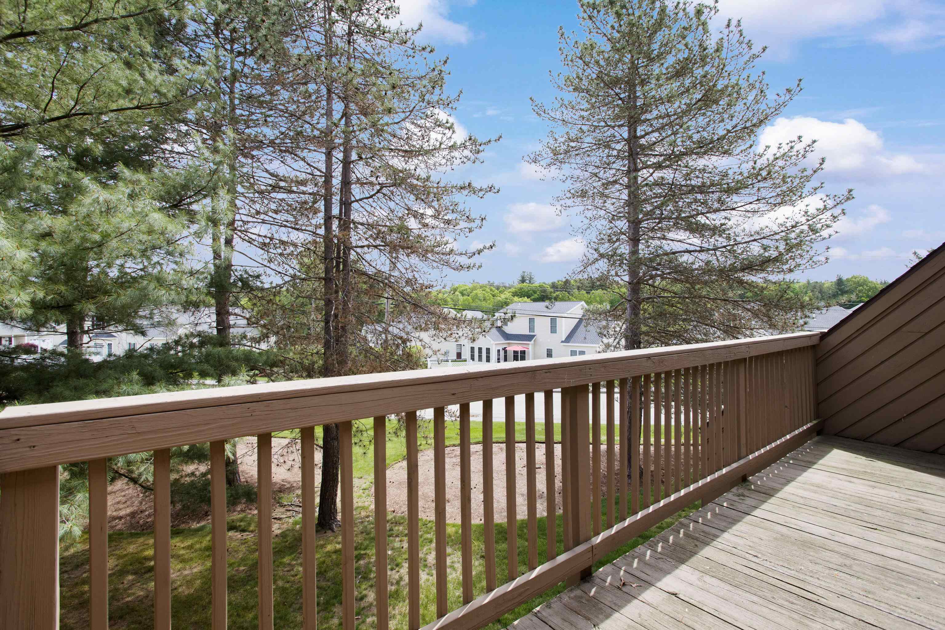 4 Clinton Court Merrimack, NH 03054 - Photo 23 of 42 Gallery Image 23