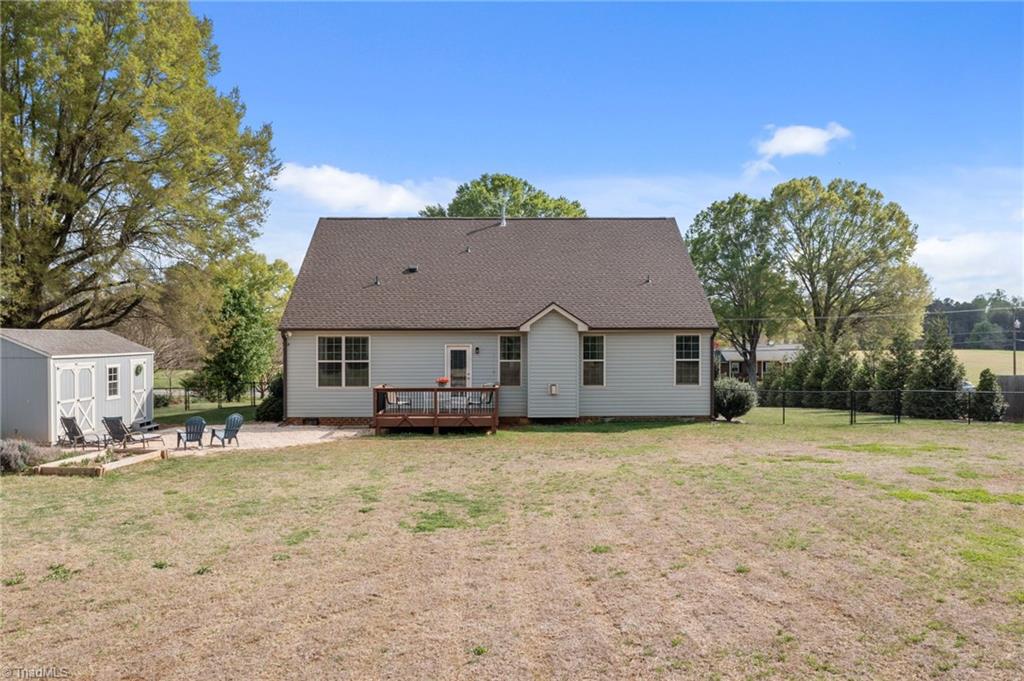 1969 Bellemont-Alamance Road Burlington, NC 27215 - Photo 4 of 39