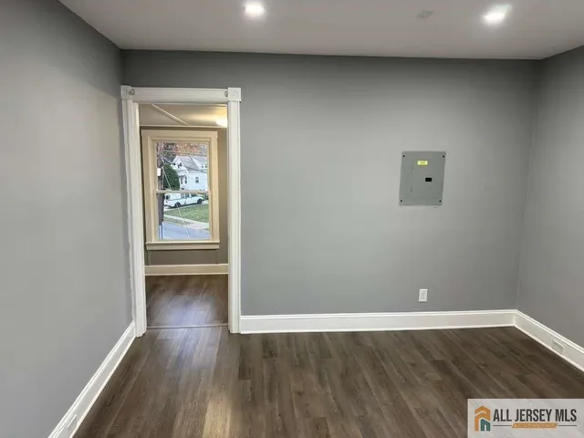 $3,150 | 107 Parkway Avenue, Ewing, NJ 08618