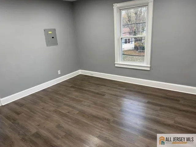 $3,150 | 107 Parkway Avenue, Ewing, NJ 08618