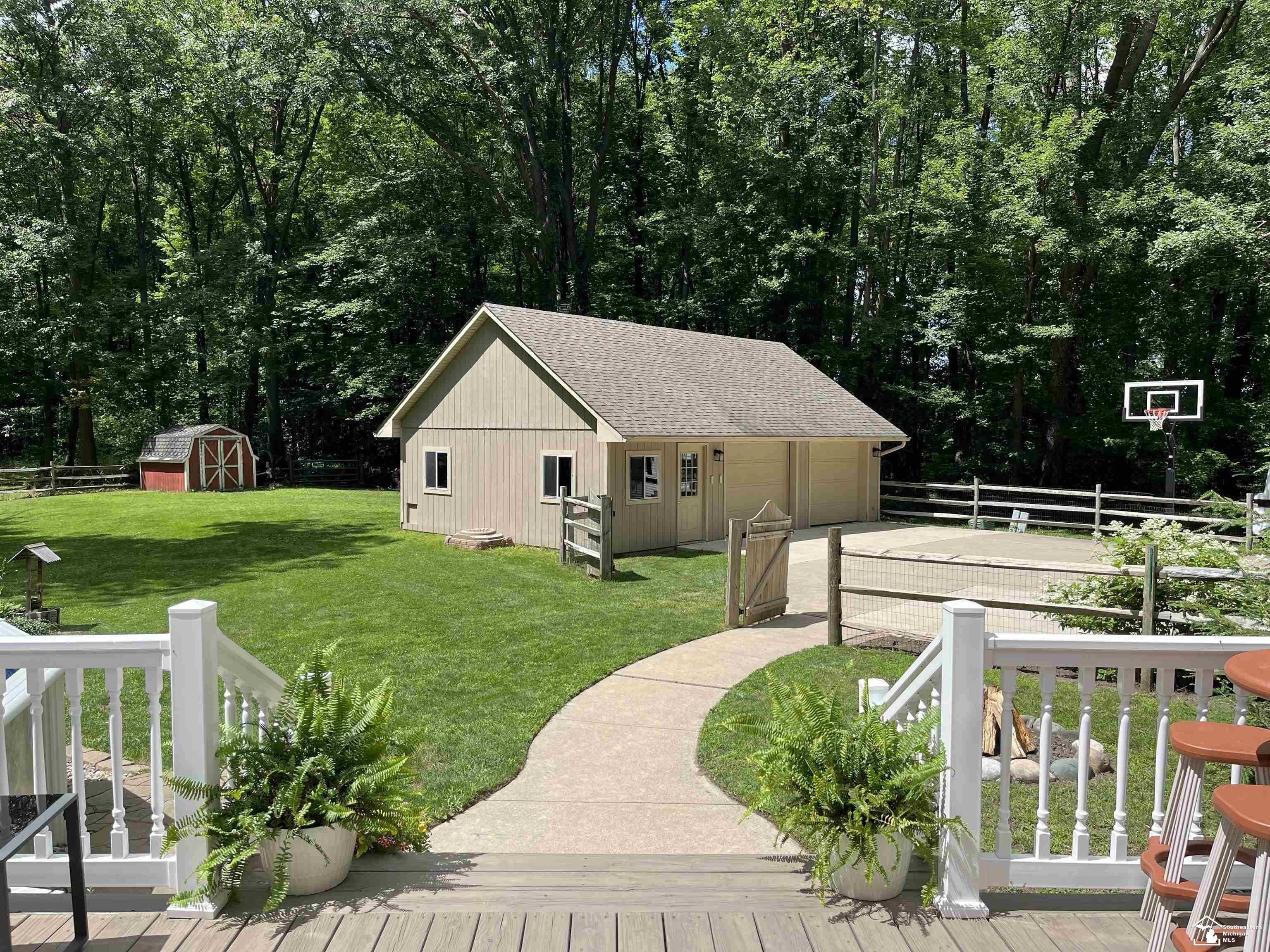 1473 North Raisinville Road Monroe, MI 48162 - Photo 32 of 35