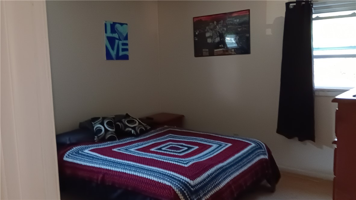 70 Alcott Road Greece, NY 14626 - Photo 15 of 23