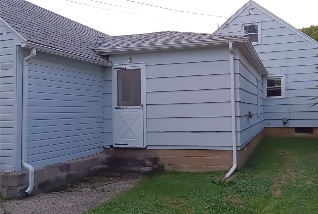 70 Alcott Road Greece, NY 14626 - Photo 4 of 23