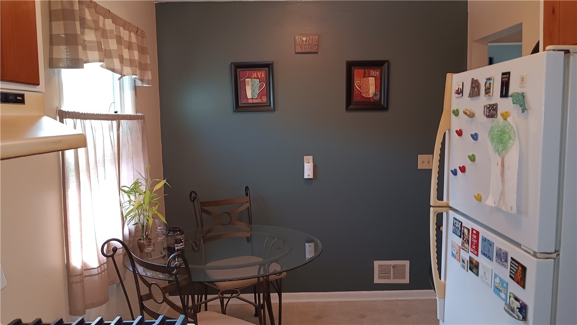 70 Alcott Road Greece, NY 14626 - Photo 10 of 23