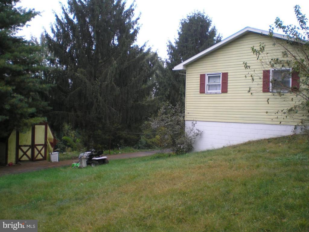 241 Ridge Avenue Ephrata, PA 17522 - Photo 12 of 18 Gallery Image 12