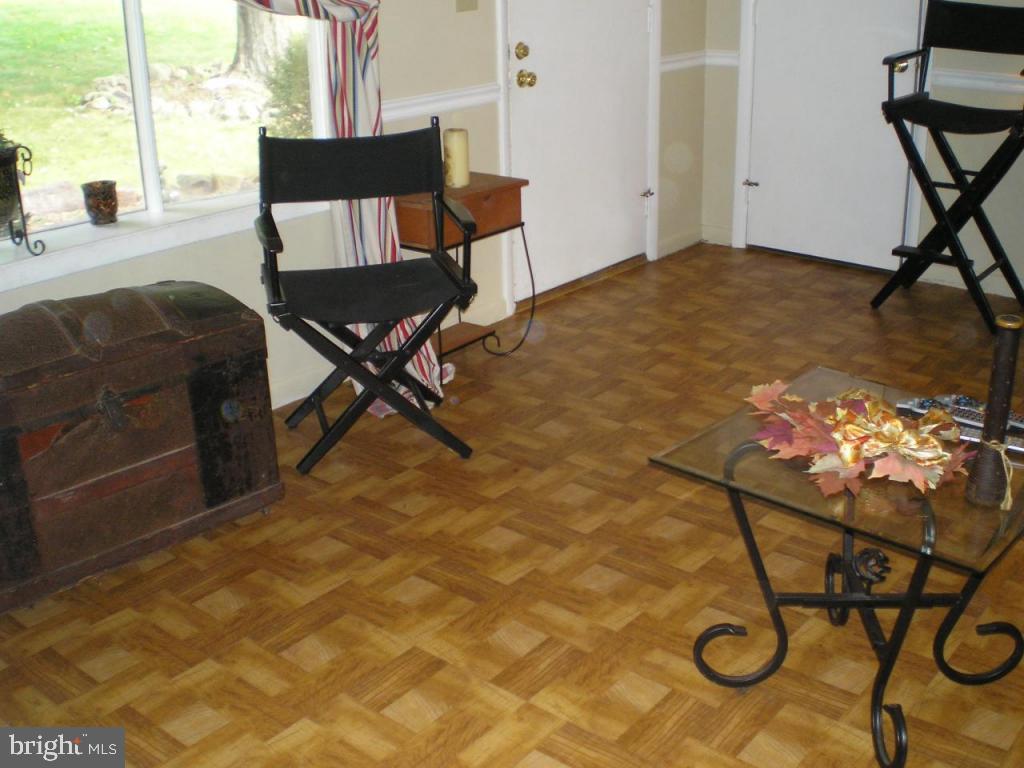 241 Ridge Avenue Ephrata, PA 17522 - Photo 3 of 18 Gallery Image 3