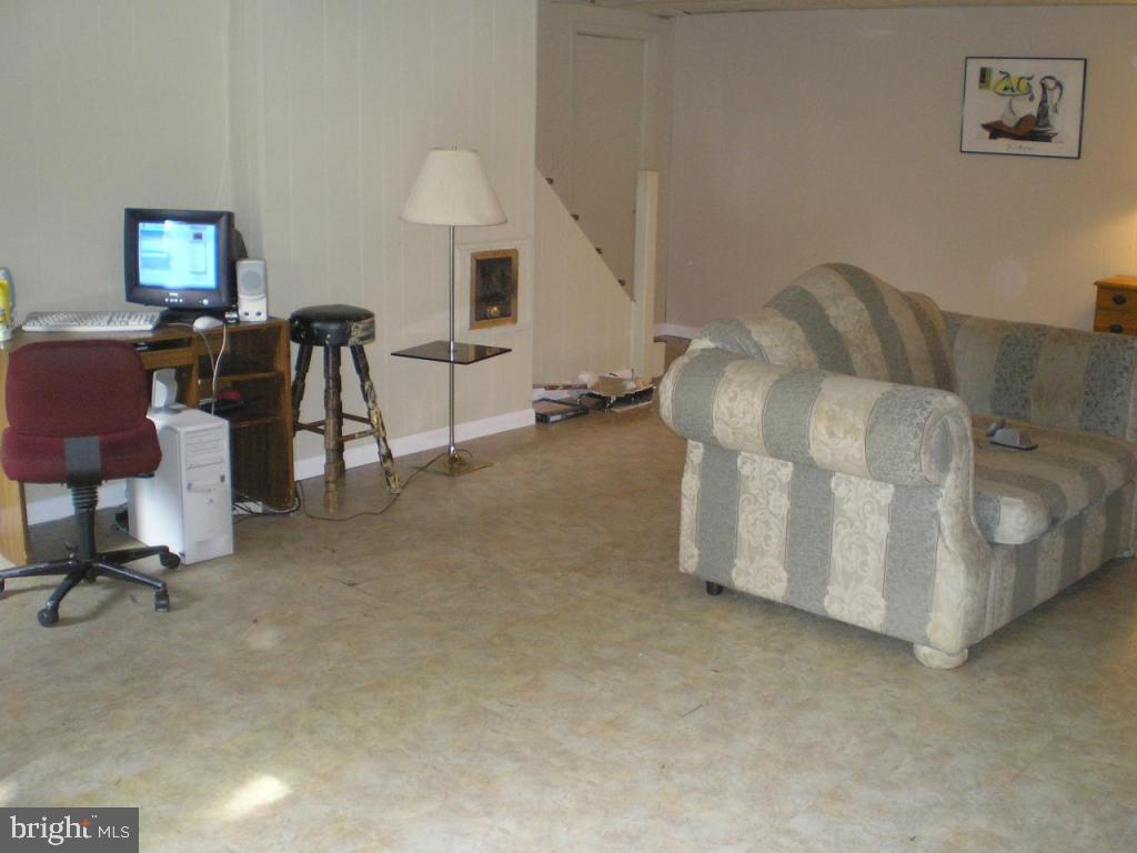 241 Ridge Avenue Ephrata, PA 17522 - Photo 8 of 18 Gallery Image 8