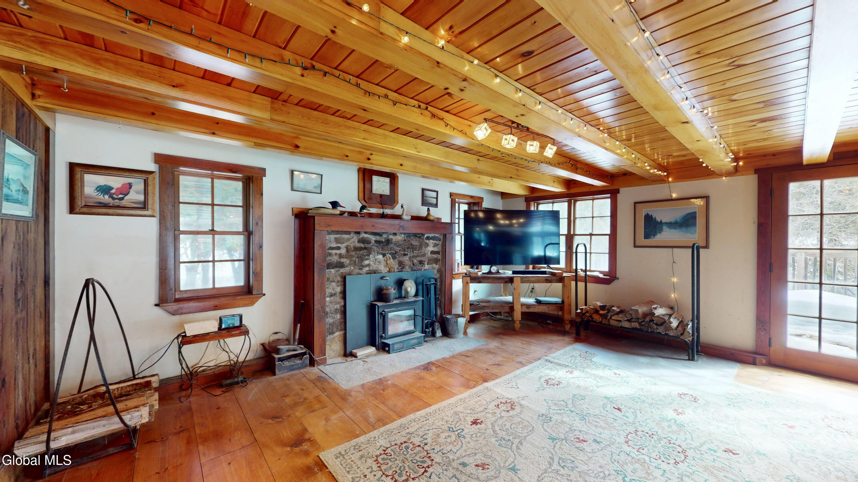 225 Fairy Lake Road Moriah, NY 12960 - Photo 16 of 67 living rom