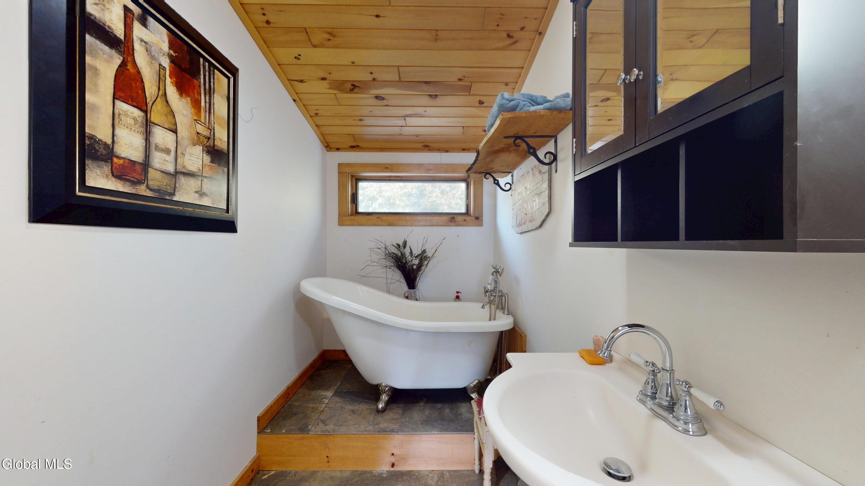 225 Fairy Lake Road Moriah, NY 12960 - Photo 33 of 67 2nd floor bath