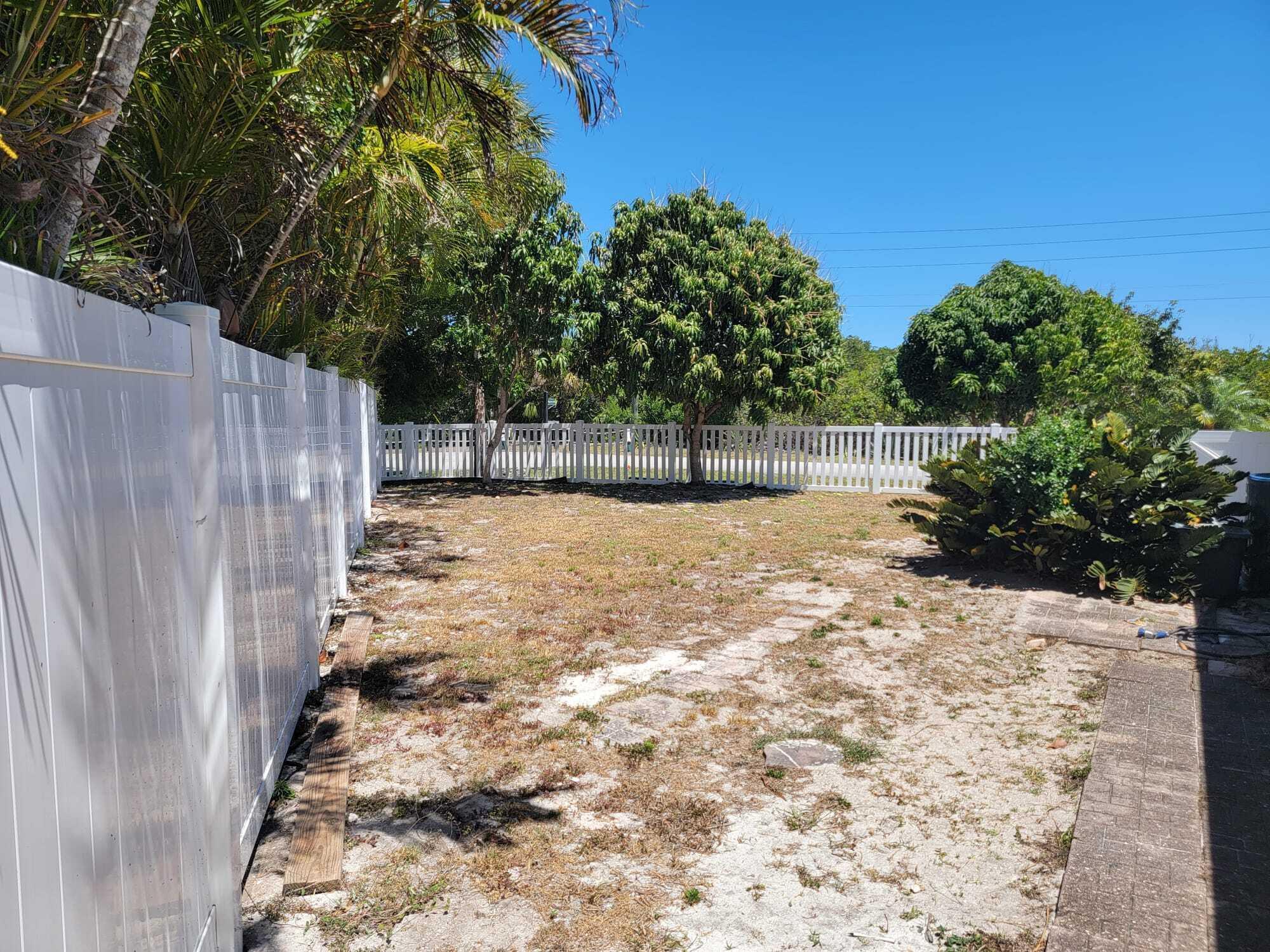 137 Queens Road Fort Pierce, FL 34949 - Photo 36 of 36 25