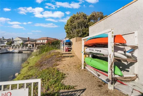 $549,000 | 16922 Pacific Coast Highway, Unit 102, Huntington Beach, CA 92649