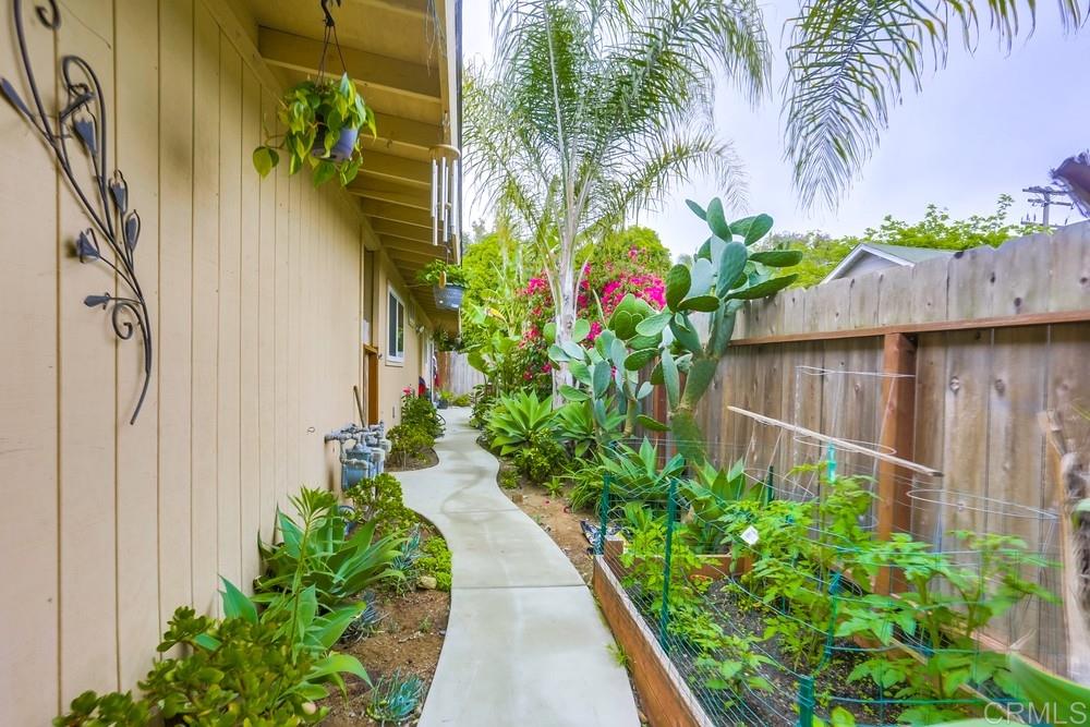 931-933 Regal Road Encinitas, CA 92024 - Photo 14 of 22