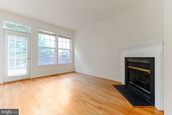 $3,150 | 2621 Tarleton Corner Drive, Herndon, VA 20171