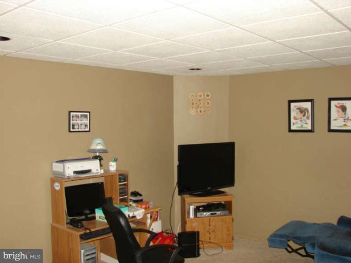 9430 Joppa Pond Road Baltimore, MD 21234 - Photo 14 of 18 Interior (General)