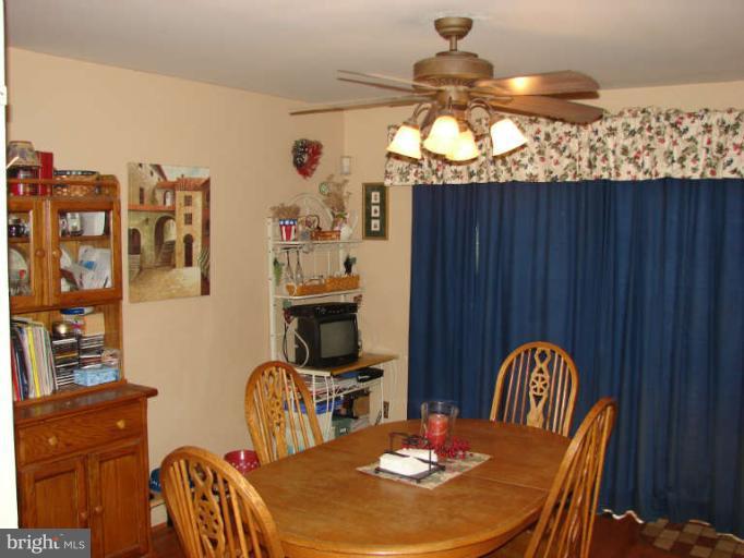 9430 Joppa Pond Road Baltimore, MD 21234 - Photo 5 of 18 Kitchen