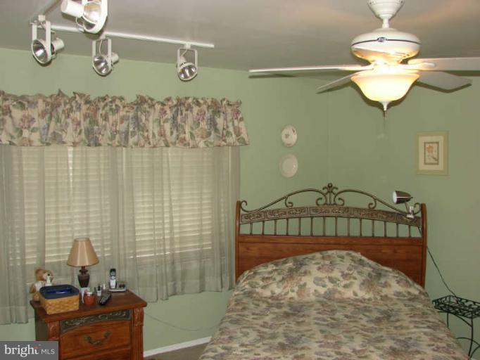 9430 Joppa Pond Road Baltimore, MD 21234 - Photo 7 of 18 Interior (General)