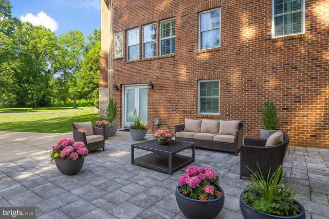 $1,700,000 | 2407 Lellah Court, Dunn Loring, VA 22027