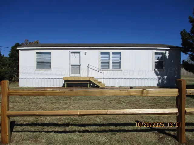 $1,300 | 7610 Upton Road, Amarillo, TX 79119