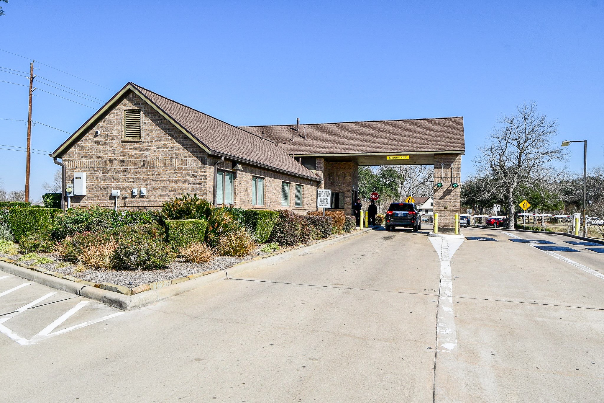 4314 Wickby Street Fulshear, TX 77441 - Photo 8 of 22 24 hour manned gate