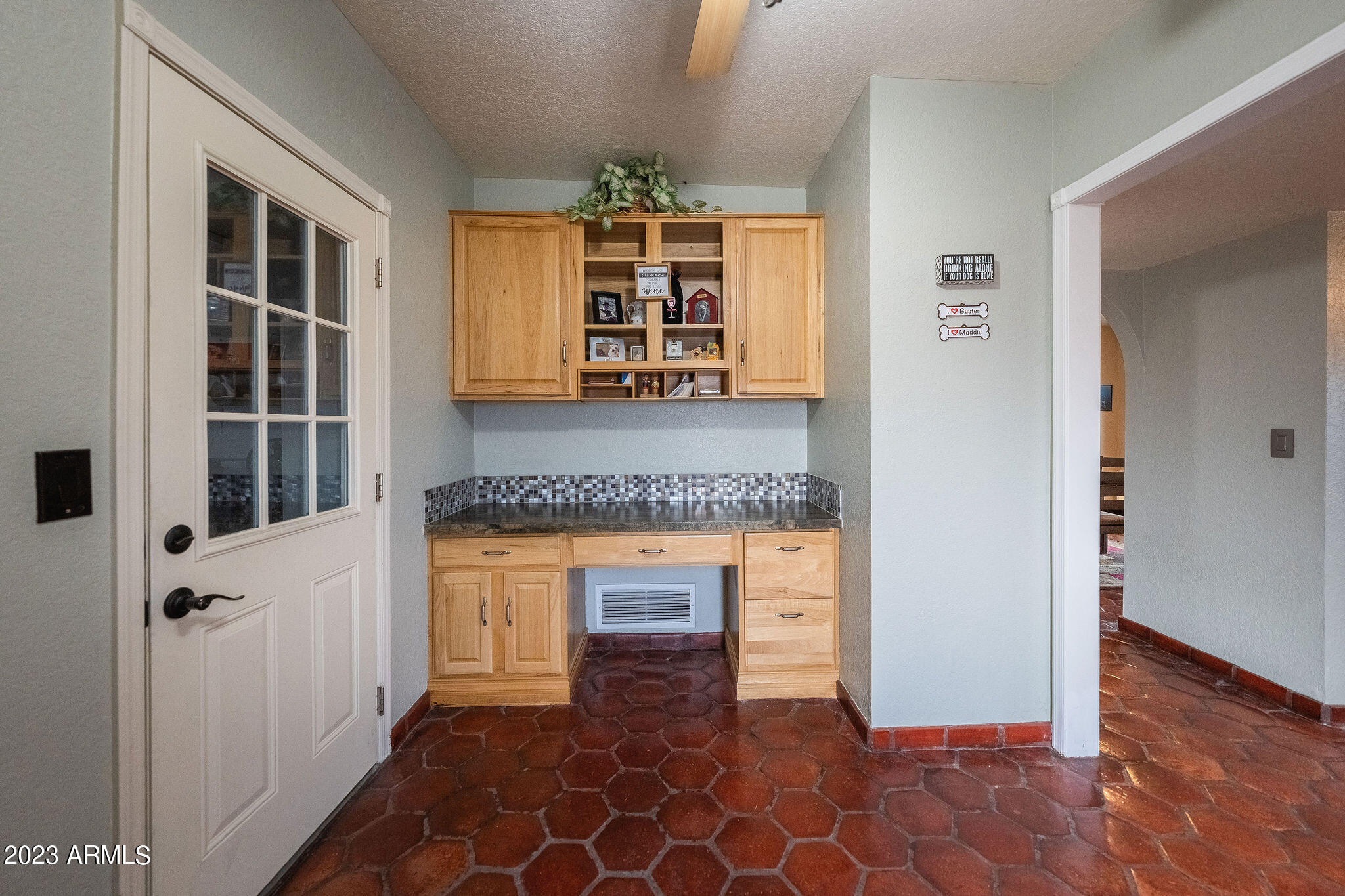 686 Manolete Court Rio Rico, AZ 85648 - Photo 19 of 46 office area