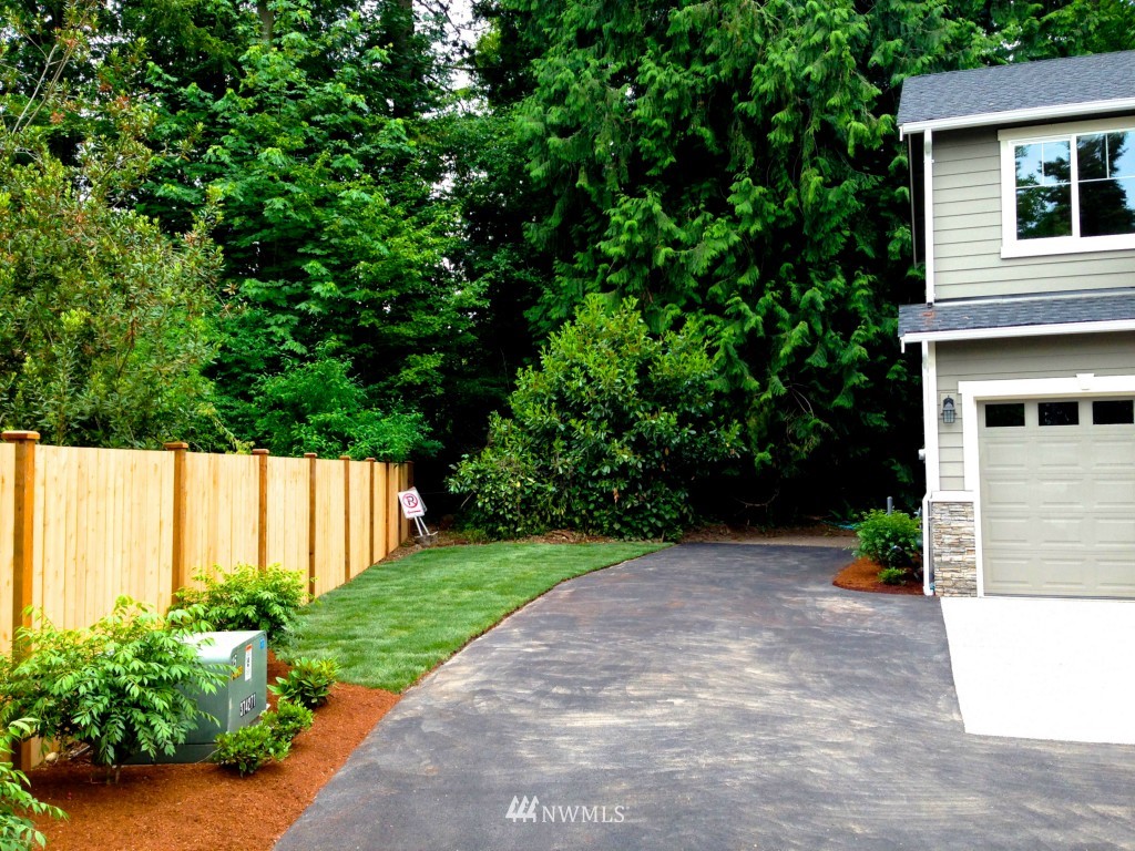 3428 Russet Road Brier, WA 98036 - Photo 25 of 25 Gallery Image 25