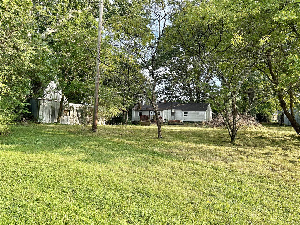 1677 Patterson Mill Road Bedford, VA 24523 - Photo 8 of 25 174089img_1436_174089_S