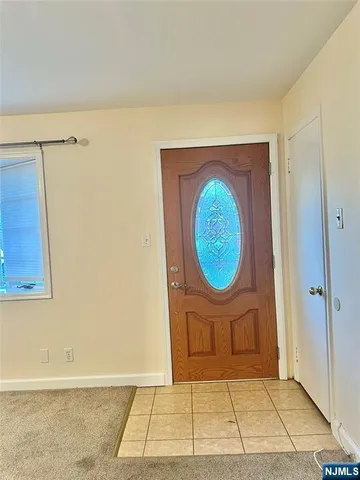 $3,250 | 309 President Street, Saddle Brook, NJ 07663