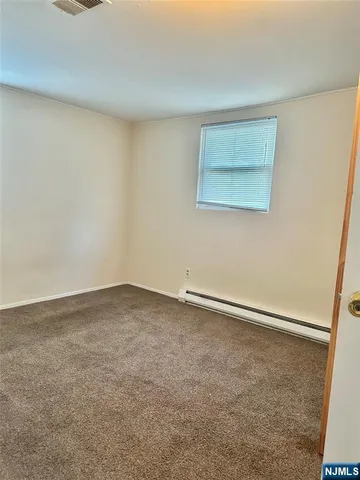 $3,250 | 309 President Street, Saddle Brook, NJ 07663