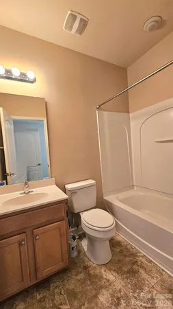 $1,890 | 1067 Writers Way, Cornelius, NC 28031