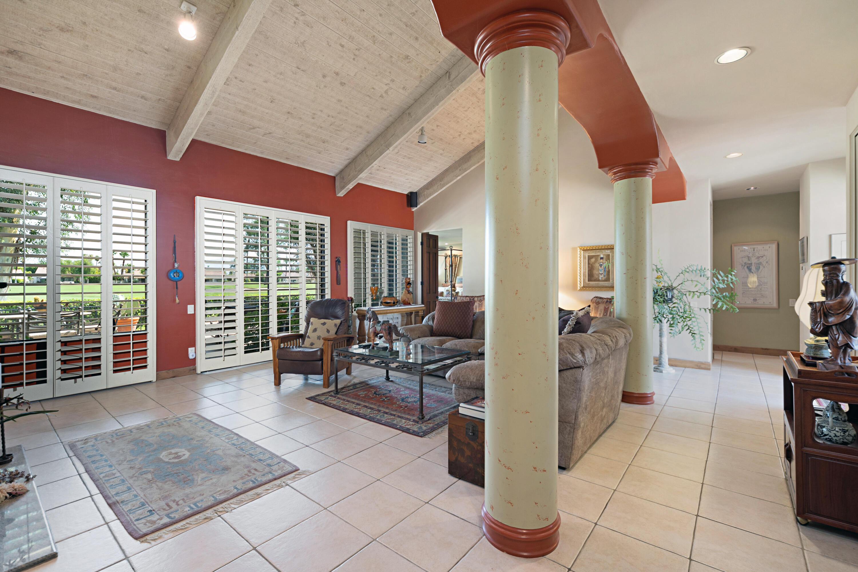 936 Inverness Drive Rancho Mirage, CA 92270 - Photo 2 of 39 10_10398467_139774_EN-139774-110