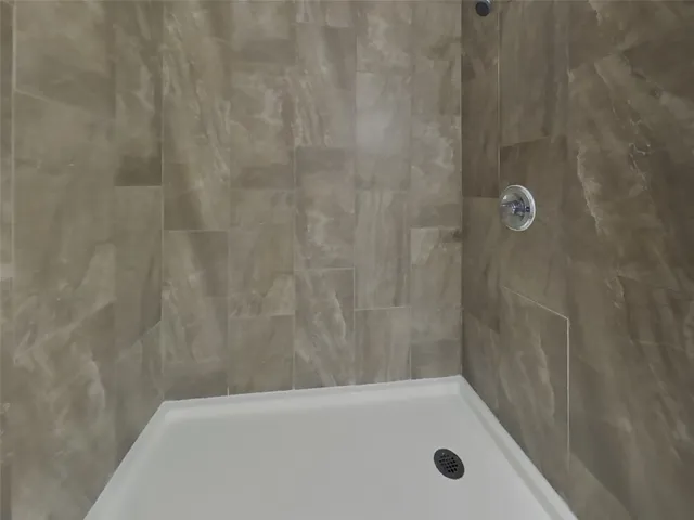a bathroom with a tub