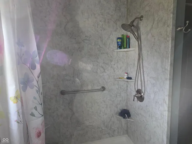 $224,500 | 212 South Lincoln Street, Westport, IN 47283