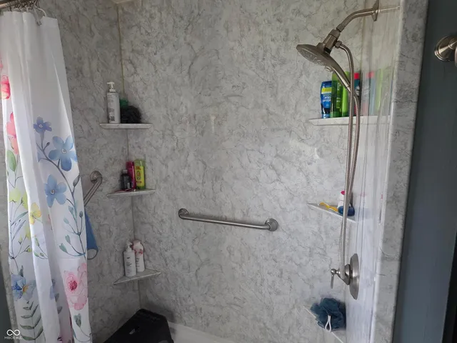 $224,500 | 212 South Lincoln Street, Westport, IN 47283